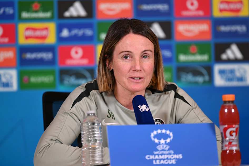 Sonia Bompastor issues Chelsea injury updates ahead of Arsenal | News | Official Site