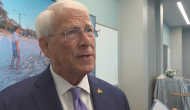 U.S. Sen. Roger Wicker discusses Iran conflict, defense spending during Coast visit
