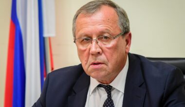 Senior diplomat meets Russian envoy, spurns EU rep amid stolen Ukraine grain fight