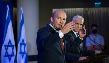 Launching joint slate, Bennett and Lapid promise ‘the era of division is over’