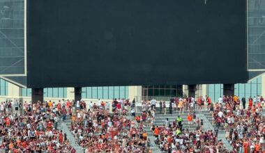 Man rescued after parachute accident on scoreboard at Virginia Tech Spring Game