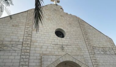 ‘Refuse to celebrate’: Christians in Gaza mark sombre Easter amid genocide | Israel-Palestine conflict