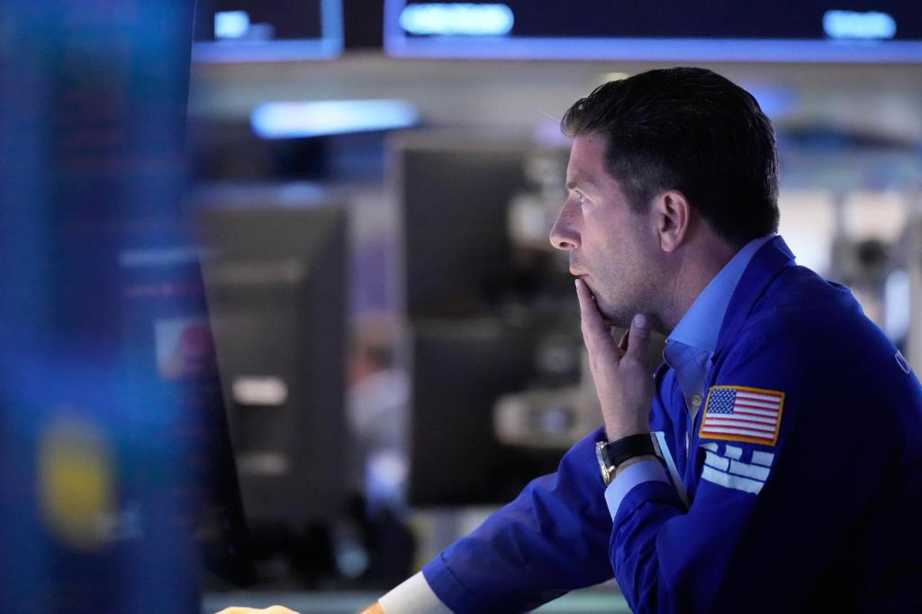 Wall Street on pace for winning week amid Israel-Lebanon ceasefire