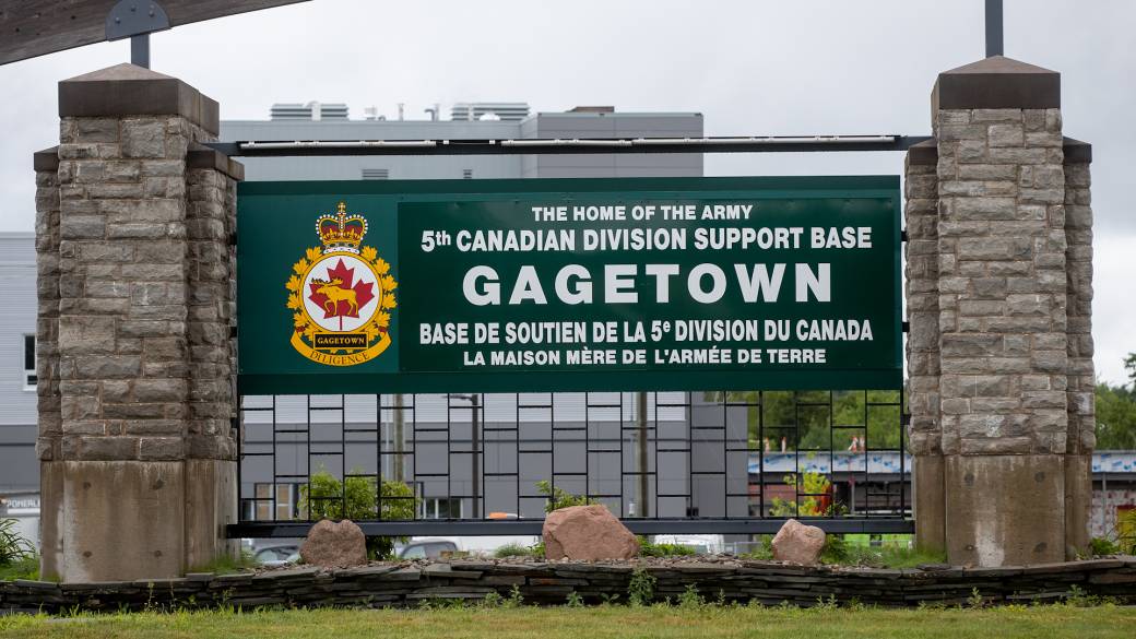 Click to play video: 'Feds investing $1B+ in military infrastructure for Canadian Forces Gagetown base'