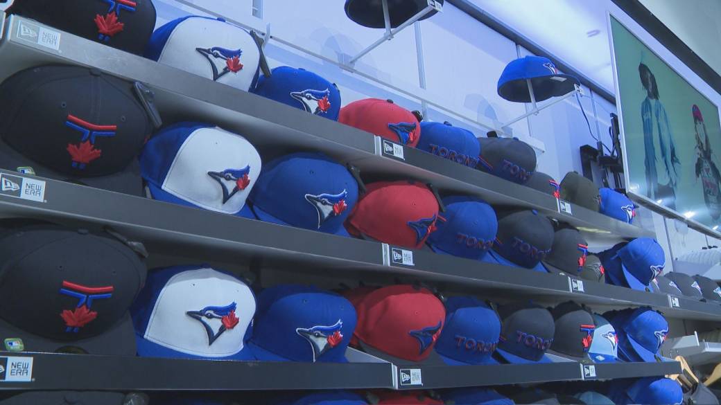 Click to play video: 'Blue Jays buzz lifts Toronto economy amid Leafs disappointment'