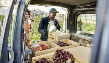Israel’s Blue-Collar Workers Risk Their Lives To Deliver Food During Wartime