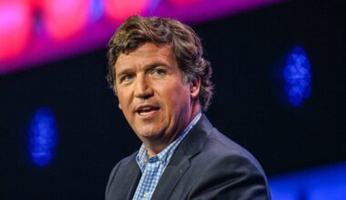 Tucker Carlson Says He's "Sorry For Misleading People" To Back Trump
