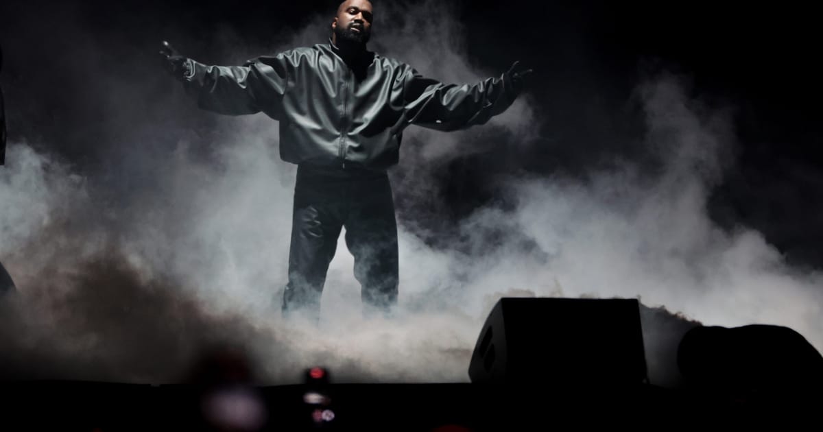 Kanye West blocked from entering Britain – POLITICO