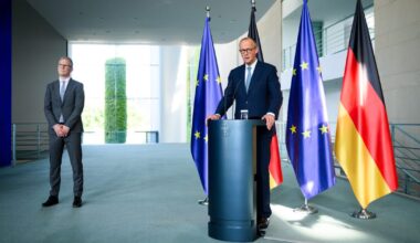 Germany accuses JD Vance of hypocrisy over claim that EU meddled in Hungary’s election – POLITICO