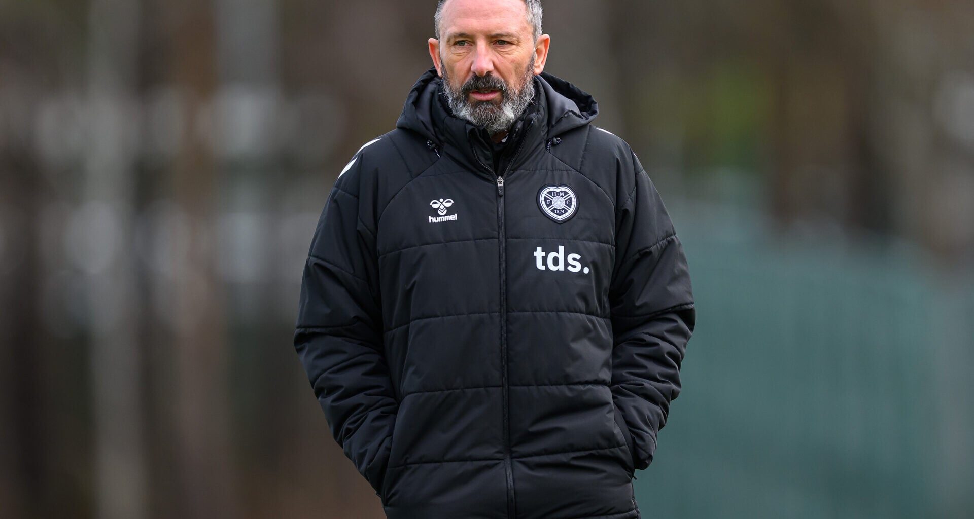 Hurt Derek McInnes reacts as Hearts lose ground in title race with Celtic