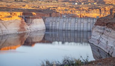 Officials will flush 50,000 toilets to flood a Utah lake in order to generate electricity