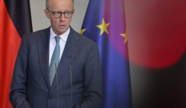 Merz’s popularity sinks to new lows as German government support collapses – POLITICO