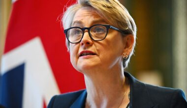 UK rejects tolls on Strait of Hormuz – POLITICO