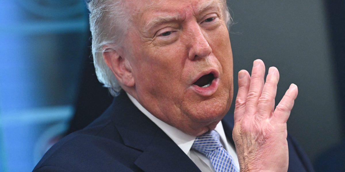 Trump says he’s in ‘heated negotiations’ over a new Pakistani two-week ceasefire plan 