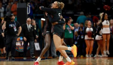 South Carolina hands UConn first loss, reaches fourth NCAA final in 5 years