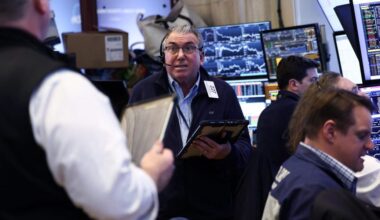 The world's 500 richest people made more than a quarter trillion yesterday