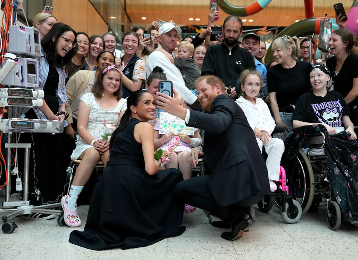 "Why Is This Being Allowed?" Meghan Markle's Behavior On Australian Tour Sparks Backlash