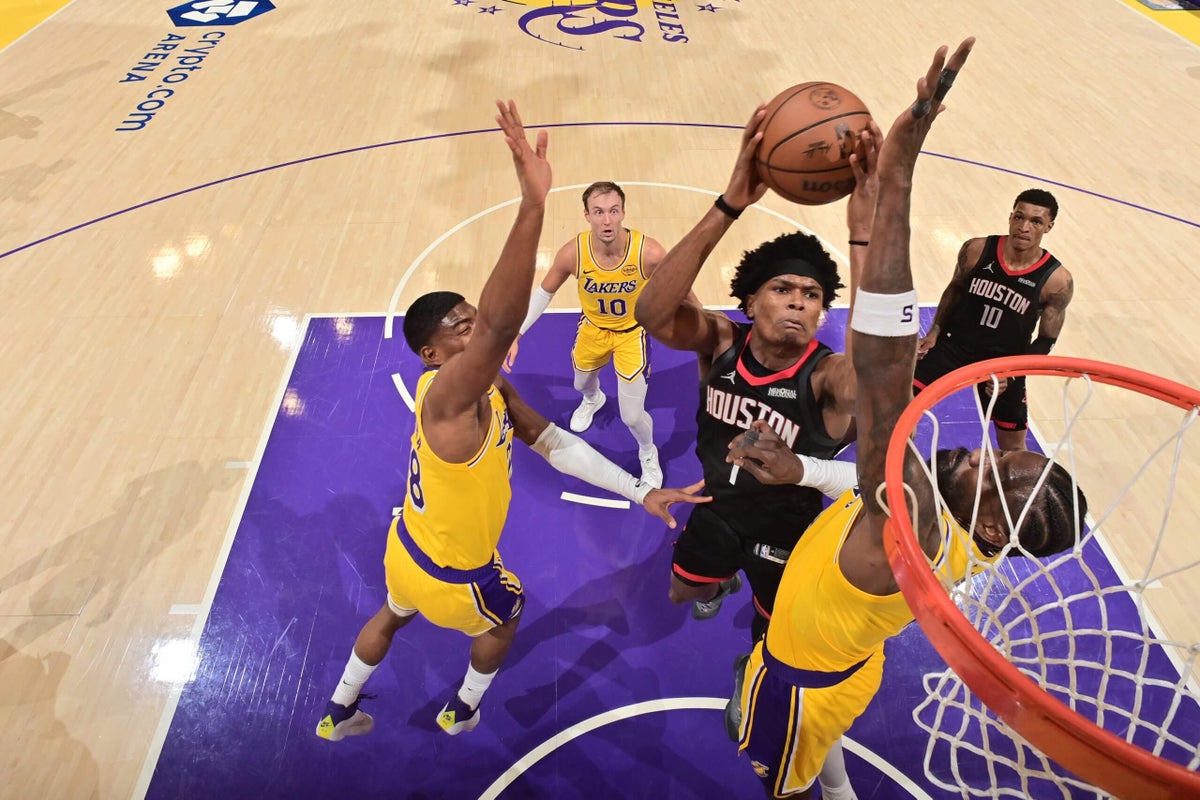 No Kevin Durant, no answer: Lakers take Game 1 from Rockets