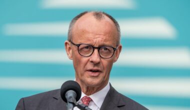 German chancellor: U.S. 'is being humiliated' by Iran as allies go public with discontent