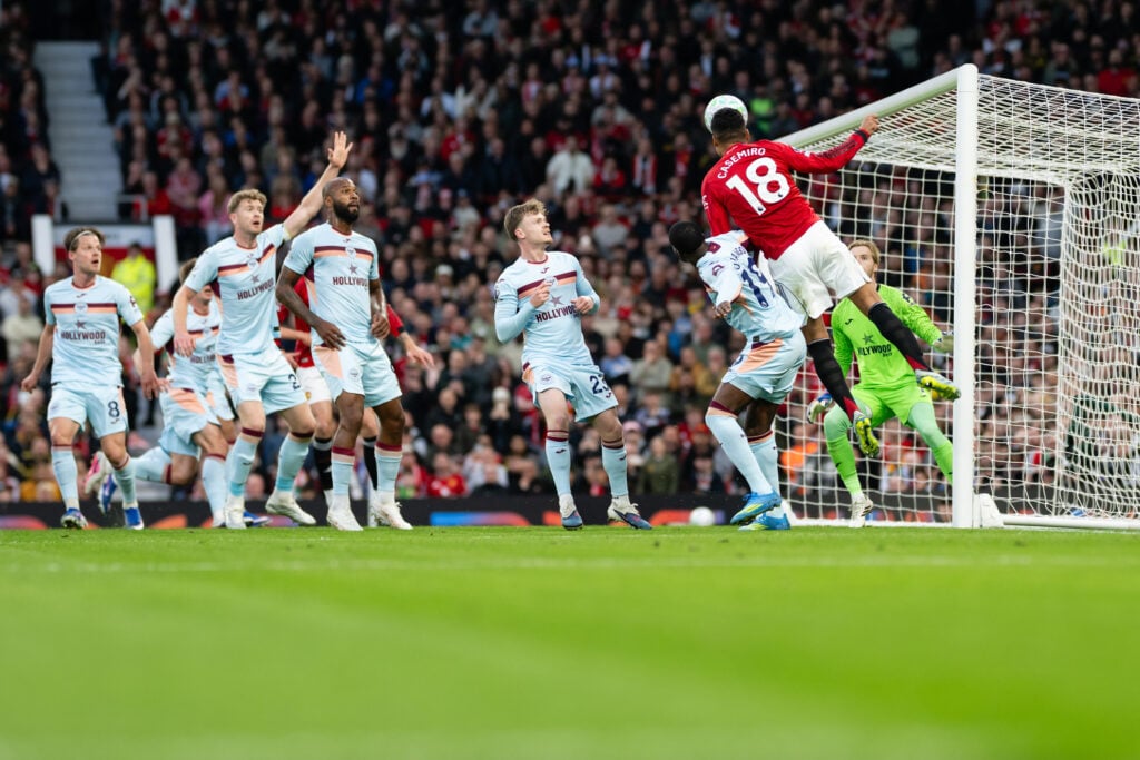 Casemiro scores header against Brentford at the back post