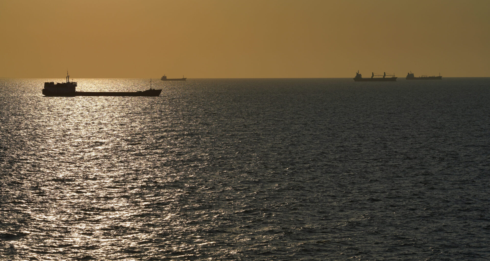 Trump Says Iran Wants Hormuz Open in Tussle Over War’s End