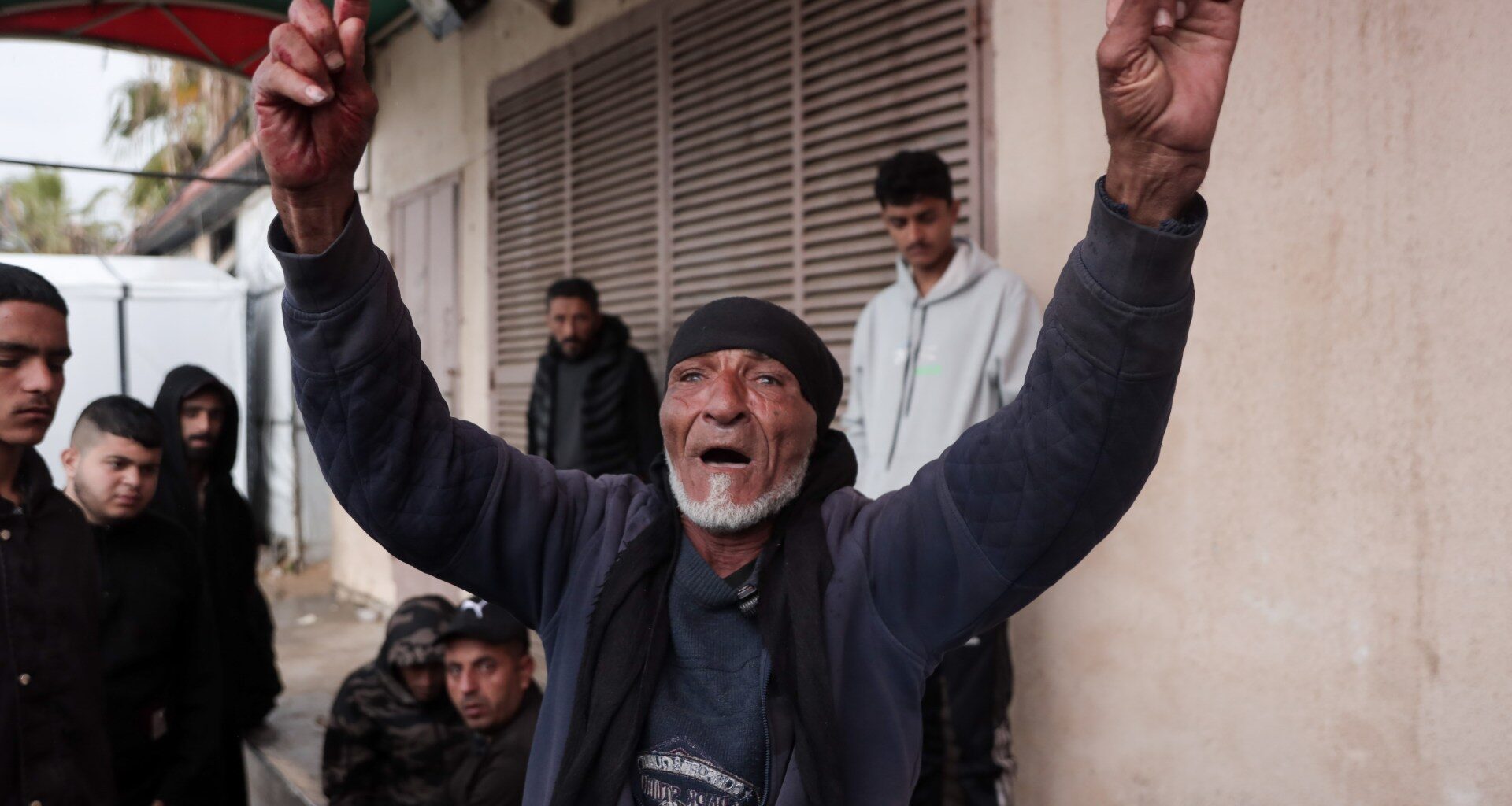 Civilians under fire by gangs in Gaza: What happened in Maghazi? | Israel-Palestine conflict News