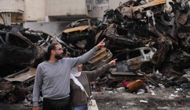 Hopes rise for renewed talks as US military says Iran blockade is in force