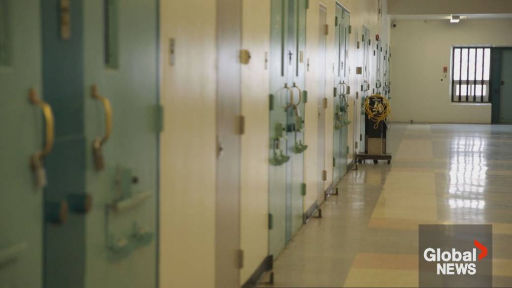 Click to play video: 'Ontario corrections facilities operating at 130% capacity'