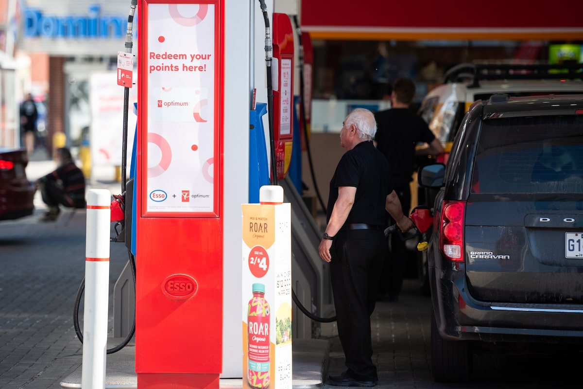 Canada’s inflation rate hits 2.4% in March as war fuels highest monthly gas-price increase on record