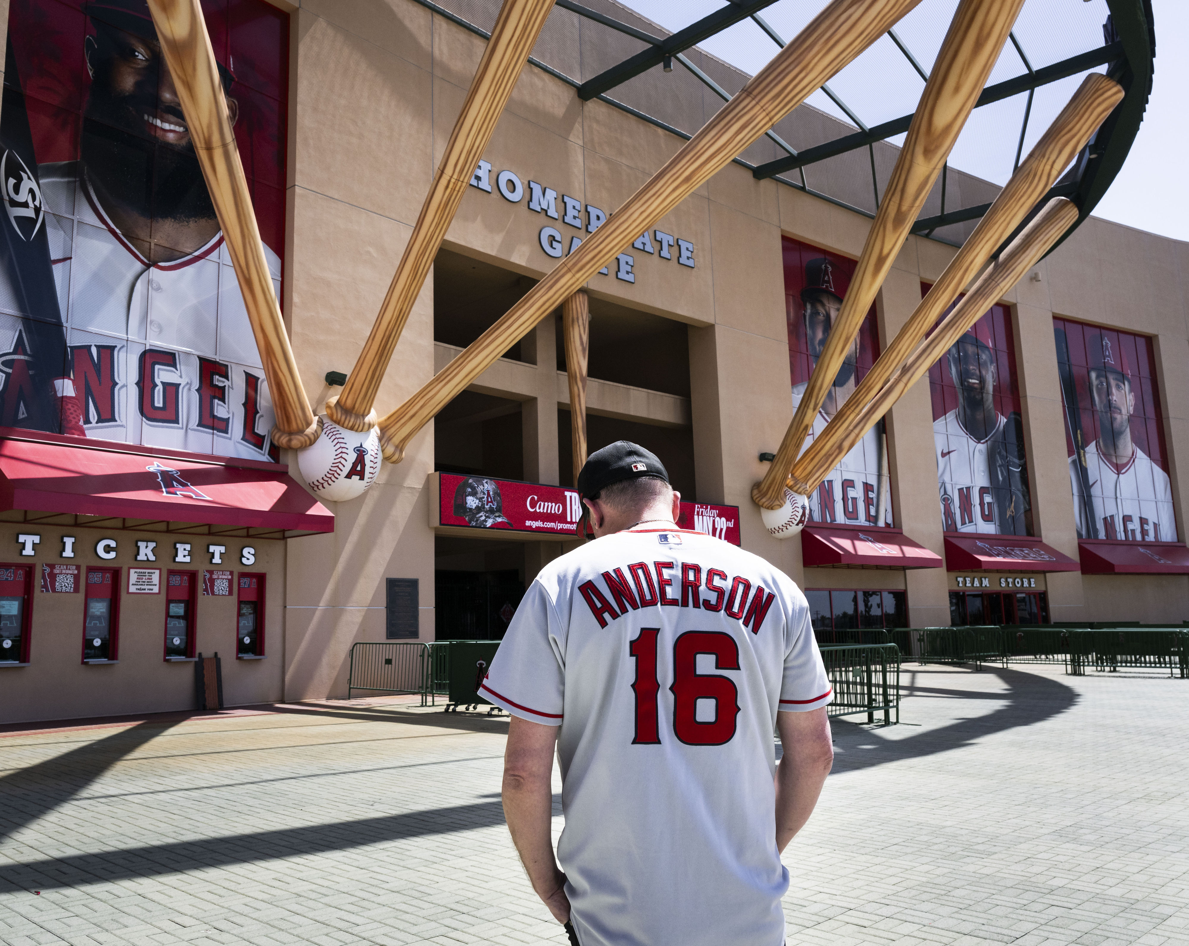 Rob Rohm pauses outside Angel Stadium to pay respects to...