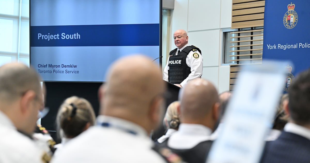 6 suspended Toronto police officers charged in corruption probe no longer receiving pay - CTV News