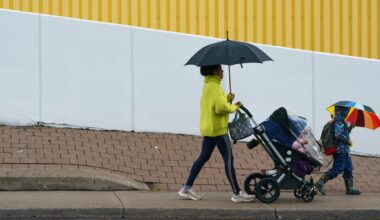 Toronto weather: Rain, warm temperatures expected
