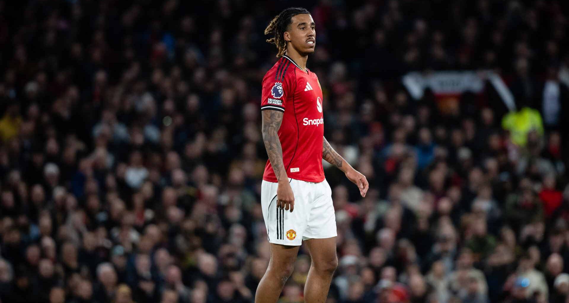 Carrick reveals team news for Brentford clash