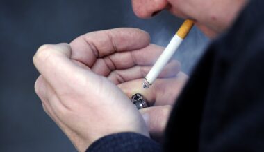 Smoking ban announced for people born after 2008 in the UK