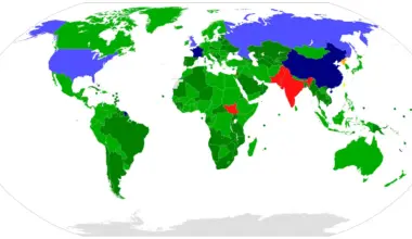 Participation in the Nuclear Non-Proliferation Treaty. Countries in red or orange are non-members.
