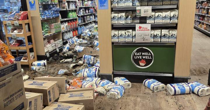 Man charged with arson after fire causes extensive damage in DTES grocery store - BC