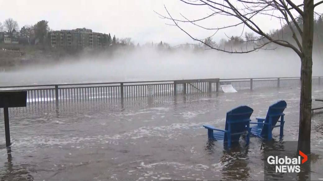Click to play video: 'Seasonal flooding causes damage in Bracebridge'