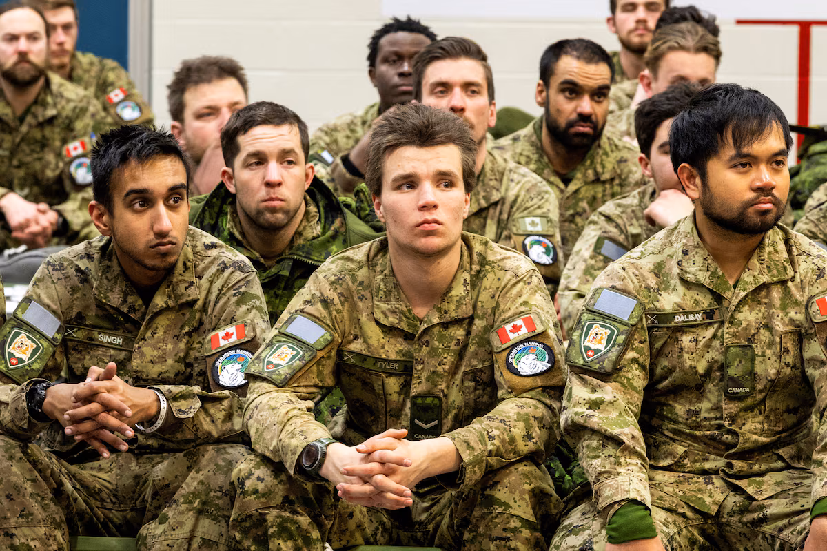 Canadian military signs 7,310 recruits, beating goal