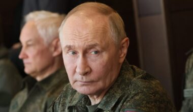 Security insiders fear Putin will attack Europe as Trump threatens to quit Nato