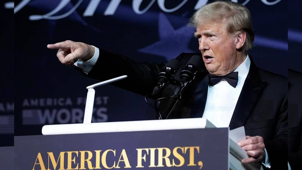 Click to play video: 'Trump uses foreign steel in White House ballroom makeover despite ‘America First’ policy: report'