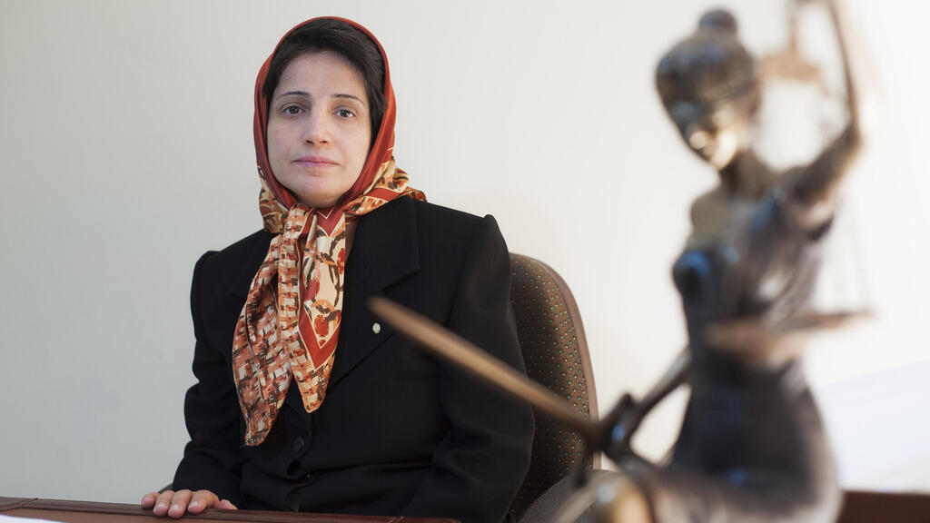 Arrested at her home: attorney Nasrin Sotoudeh (Photo: AP Photo/Arash Ashourinia) נסרין סוטודה