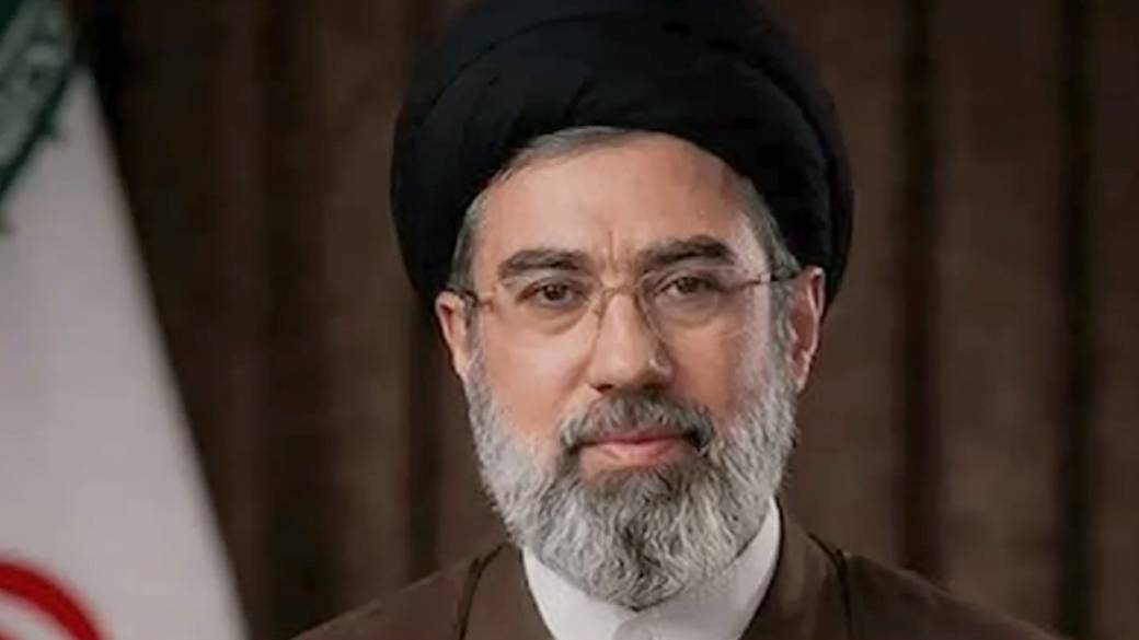 Click to play video: 'Iran names its new supreme leader as attacks grow on all fronts'