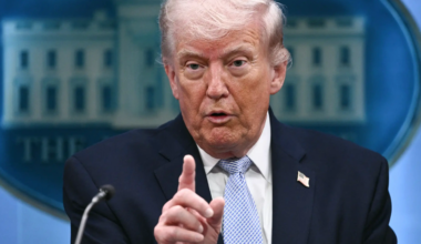 Trump Orders U.S. Navy to 'Shoot and Kill' Boats Laying Mines in Strait of Hormuz