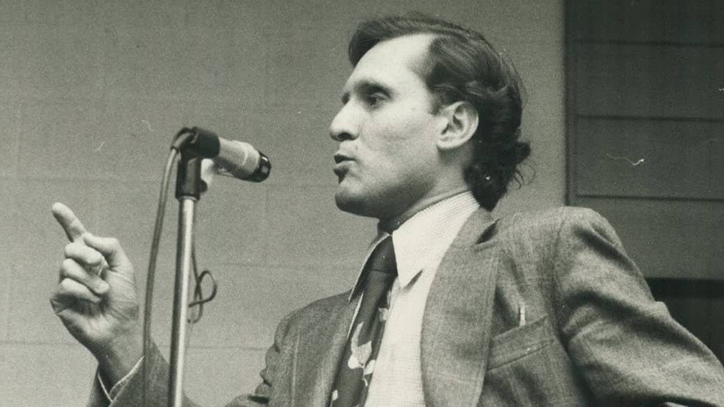 Click to play video: '‘A voice of unmatched eloquence and integrity’: Stephen Lewis dead at 88'