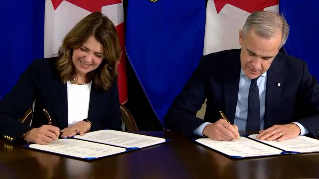 Click to play video: 'Will Carney and Smith’s coastal pipeline dream ever become B.C. First Nations reality?'