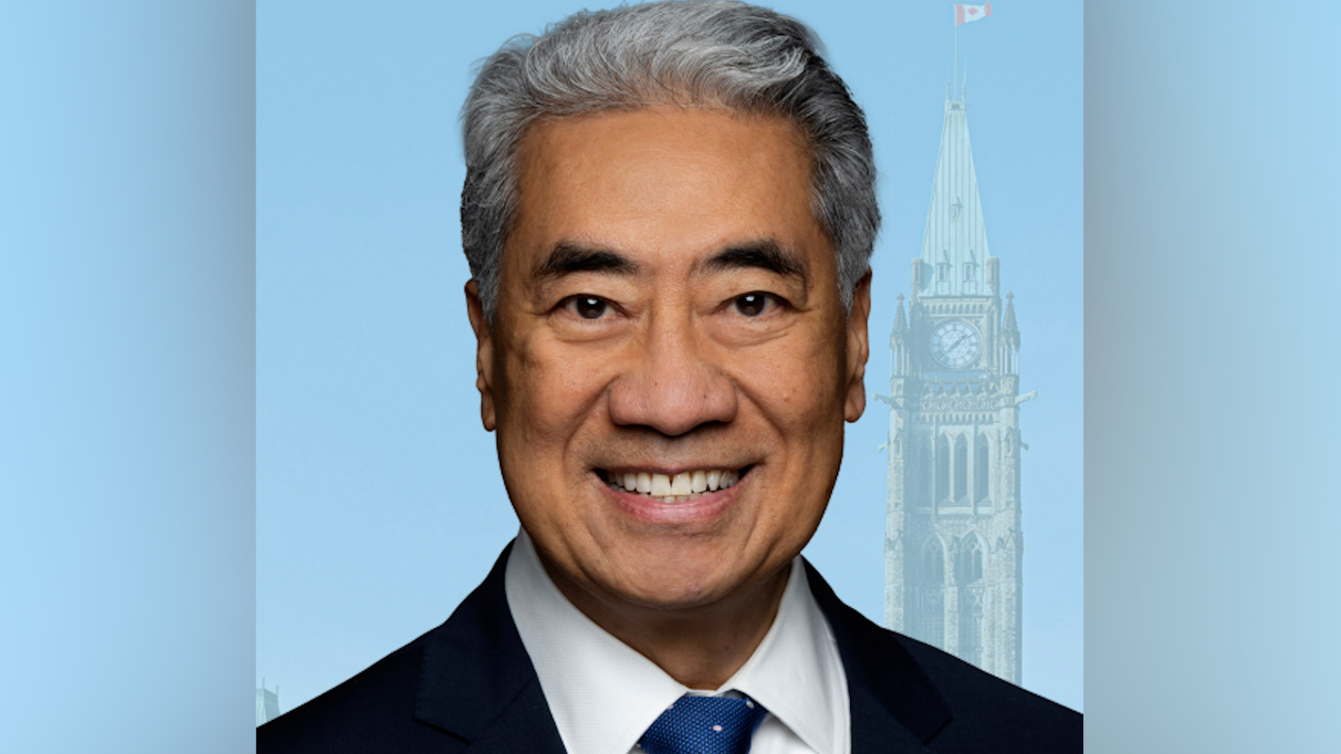 Click to play video: 'Ex-Conservative MP Michael Ma crosses floor to join Carney Liberals'
