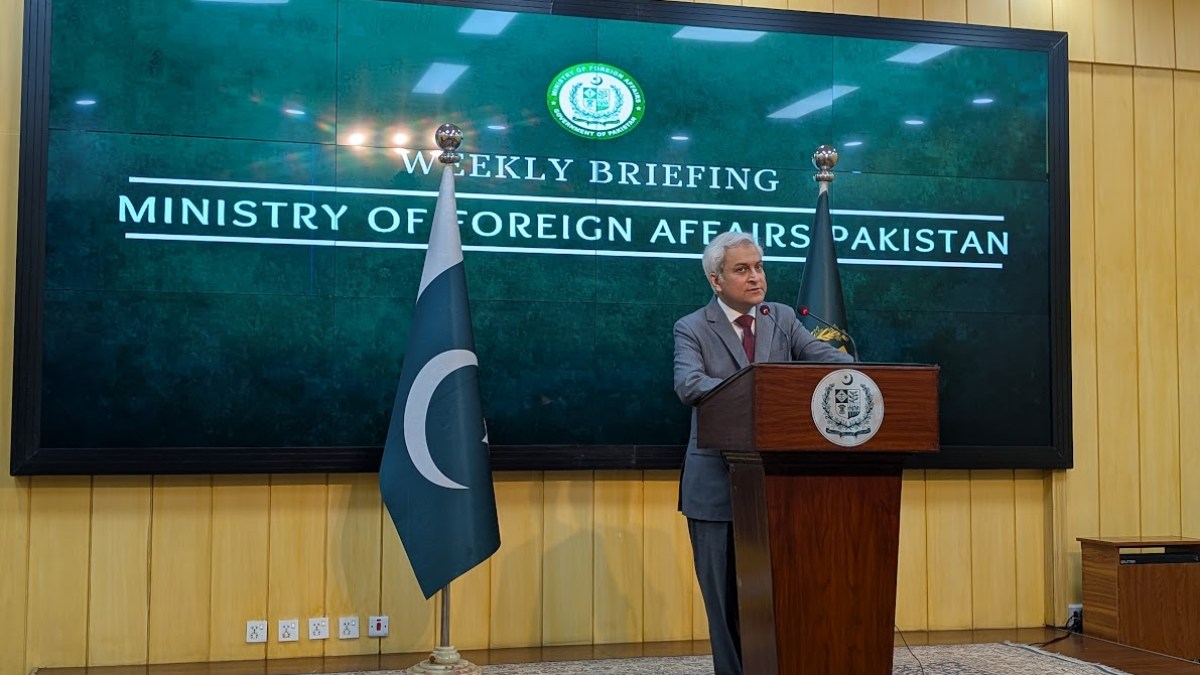 Pakistan to continue with Iran-US mediation despite ‘obstacles’ | US-Israel war on Iran News