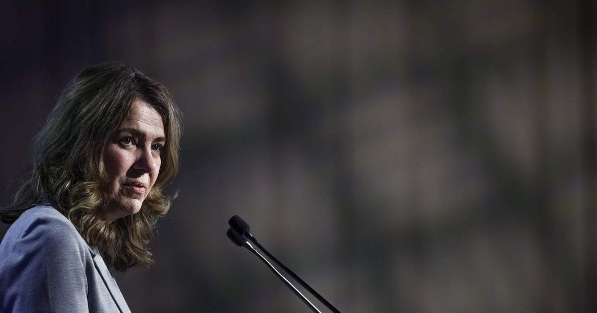 Danielle Smith defends upcoming government motion to reassess riding boundaries - CTV News
