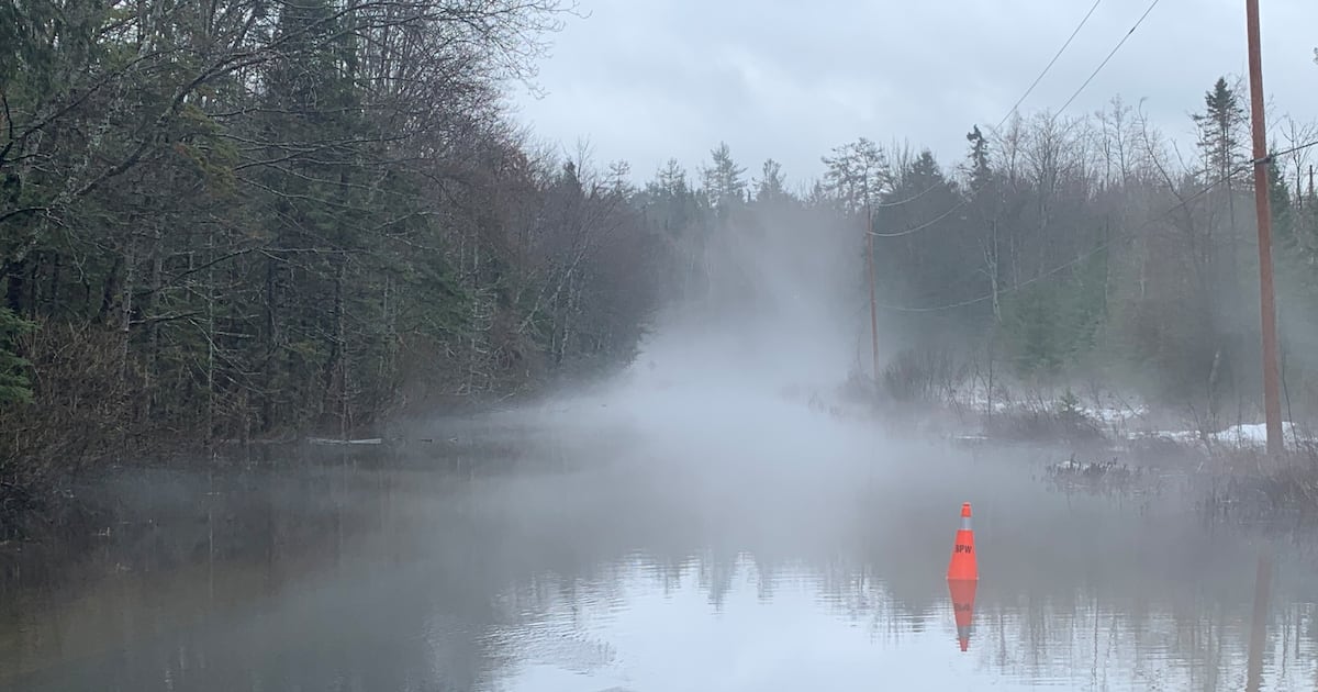‘This is not a time for boating’: Mayor urges people to stay off lakes - CTV News