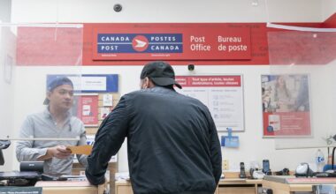 Canada Post beginning work to end most door-to-door mail delivery - CTV News